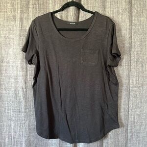 Avon basic round neck tshirt short sleeve with bust pocket size XL